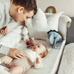 Babygo SideBySide Creme Wieg Aan Bed 4161 -BabyGo Verkoopwinkel babygo sidebyside creme wieg aan bed 4161 1