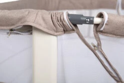 Babygo Vivaldi Beige Wieg Aan Bed 4652 12 Babygo Vivaldi Beige Wieg Aan Bed 4652 -BabyGo Verkoopwinkel babygo vivaldi beige wieg aan bed 4652 3